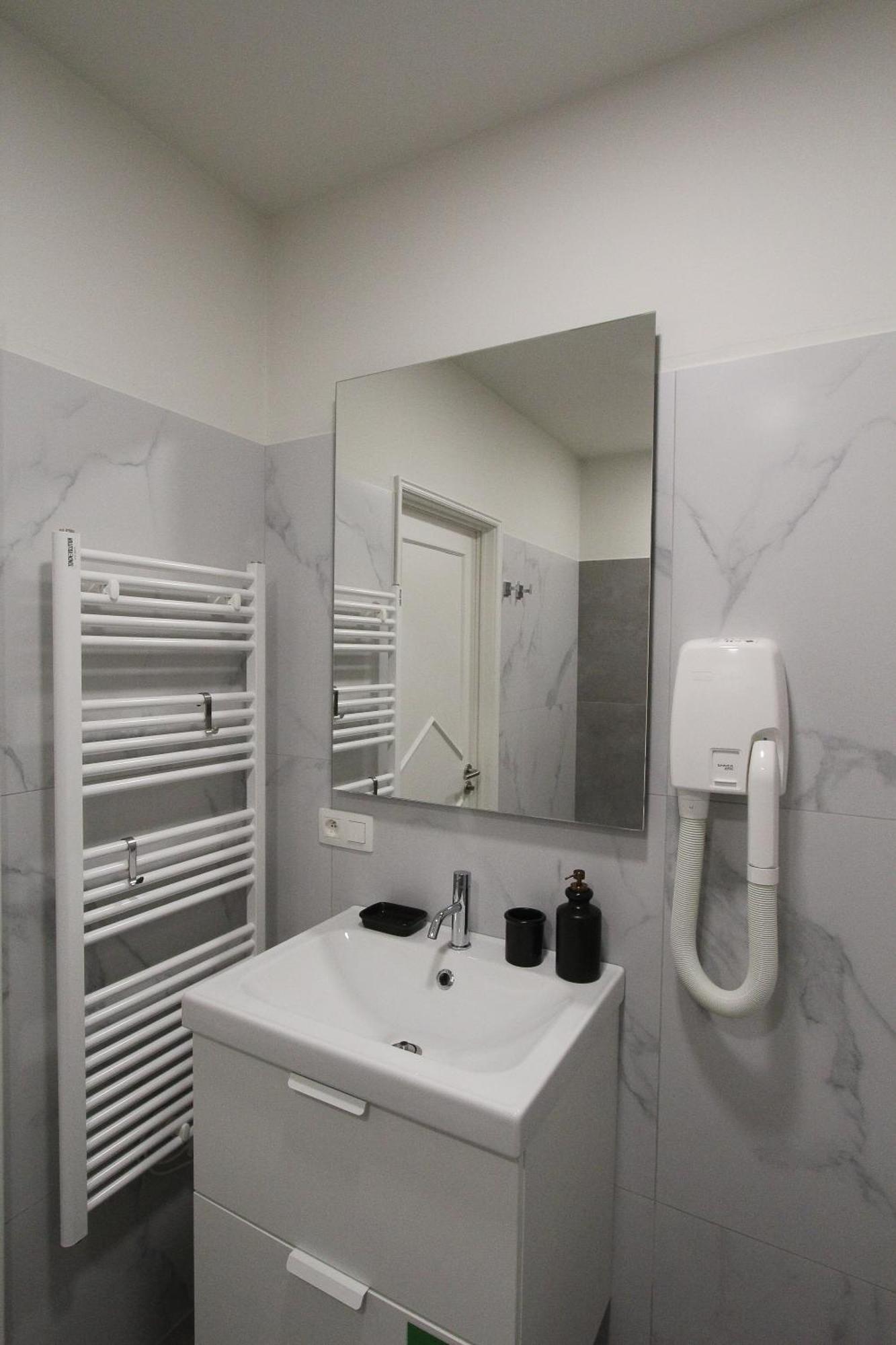 Z&a - Spacious Apartment, Close To The Strip * Albufeira