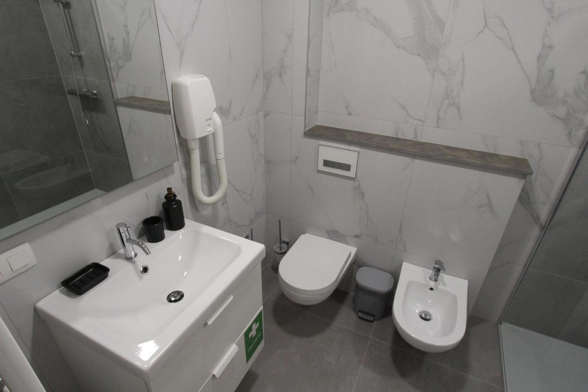 Z&a - Spacious Apartment, Close To The Strip *